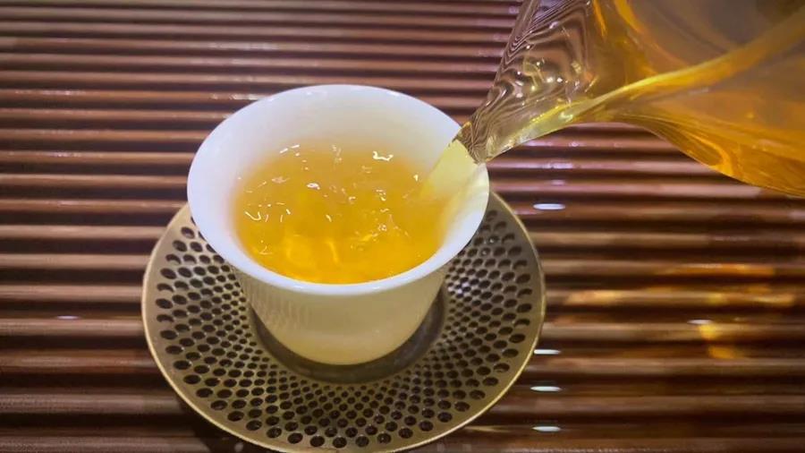 中吉號昔歸古樹茶